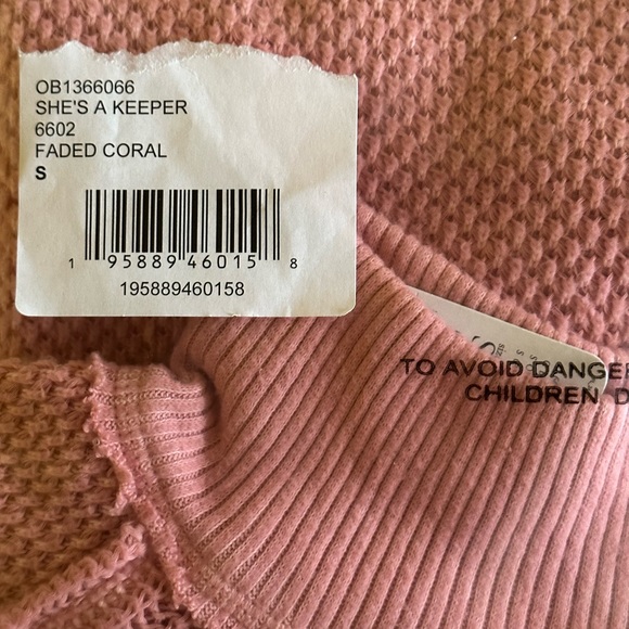 Free People She’s A Keeper Pullover Sweater - Picture 8 of 12